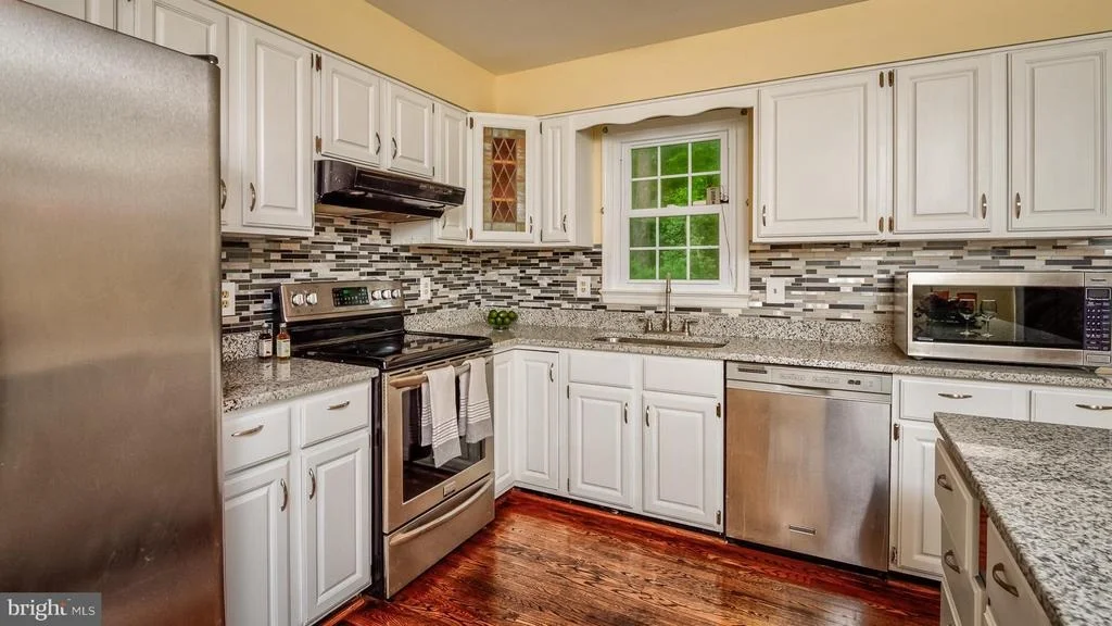 Photo of 8109 MARY JANE DRIVE