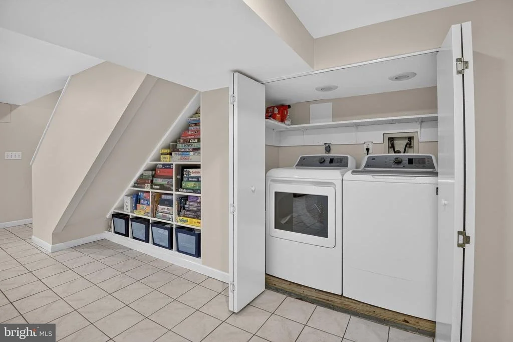 Photo of 9701 LAWNDALE DRIVE