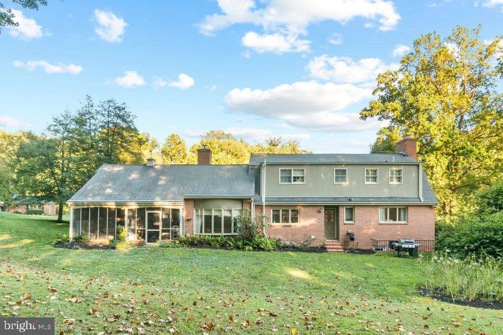 Photo of 4208 RAVENHURST CIRCLE