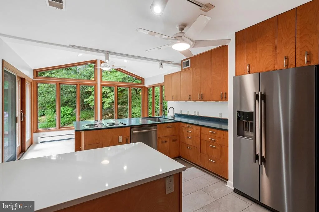 Photo of 2213 APPLE TREE LANE