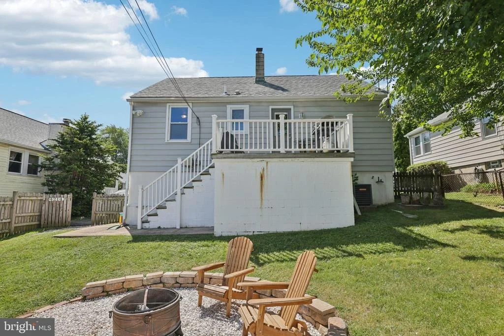 Photo of 4214 THORNCLIFF ROAD