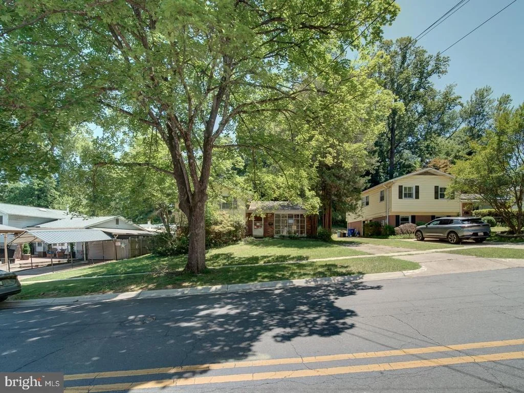 Photo of 12715 BARBARA ROAD