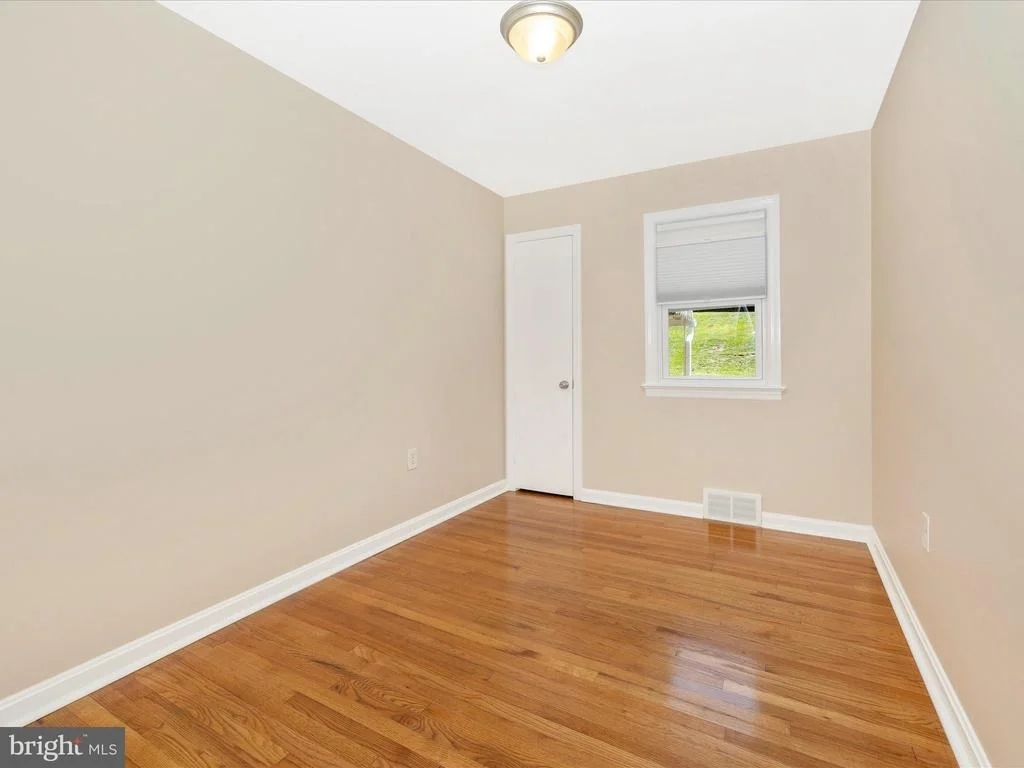 Photo of 1112 2ND AVENUE