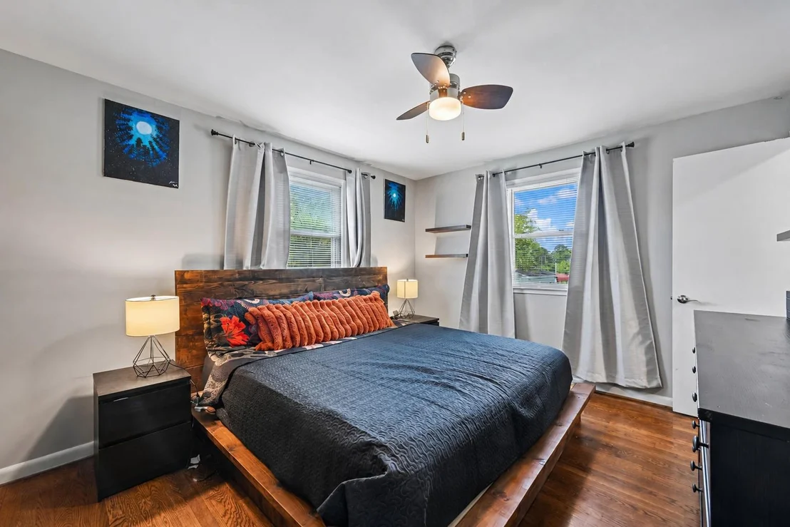 Photo of 8901 TOWNSEND LANE