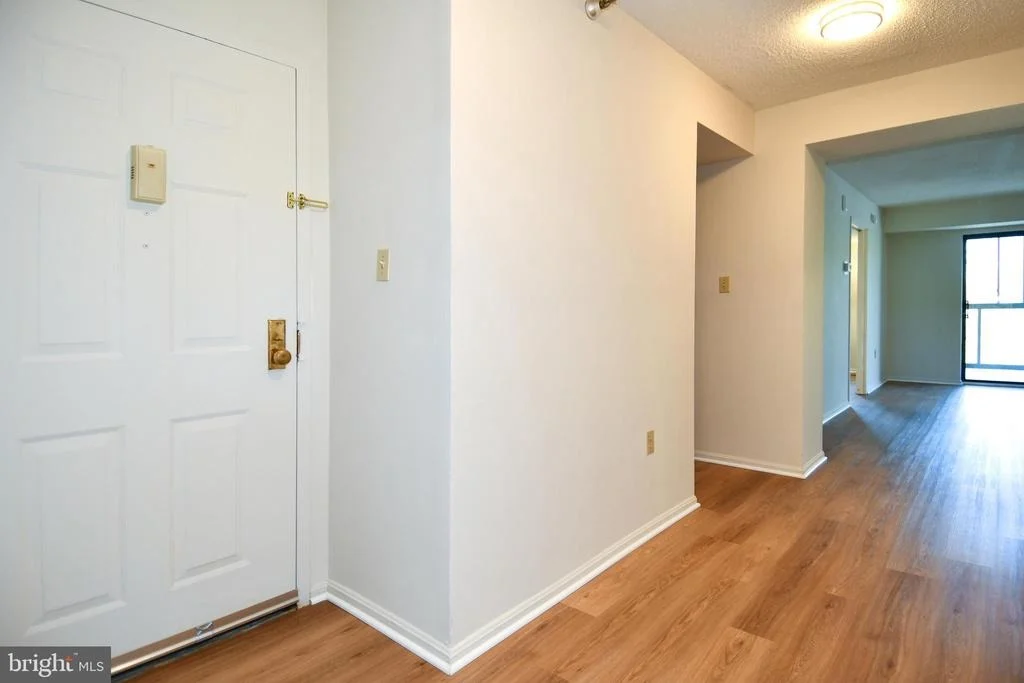 Photo of Unit 1526 at 15101 INTERLACHEN DRIVE