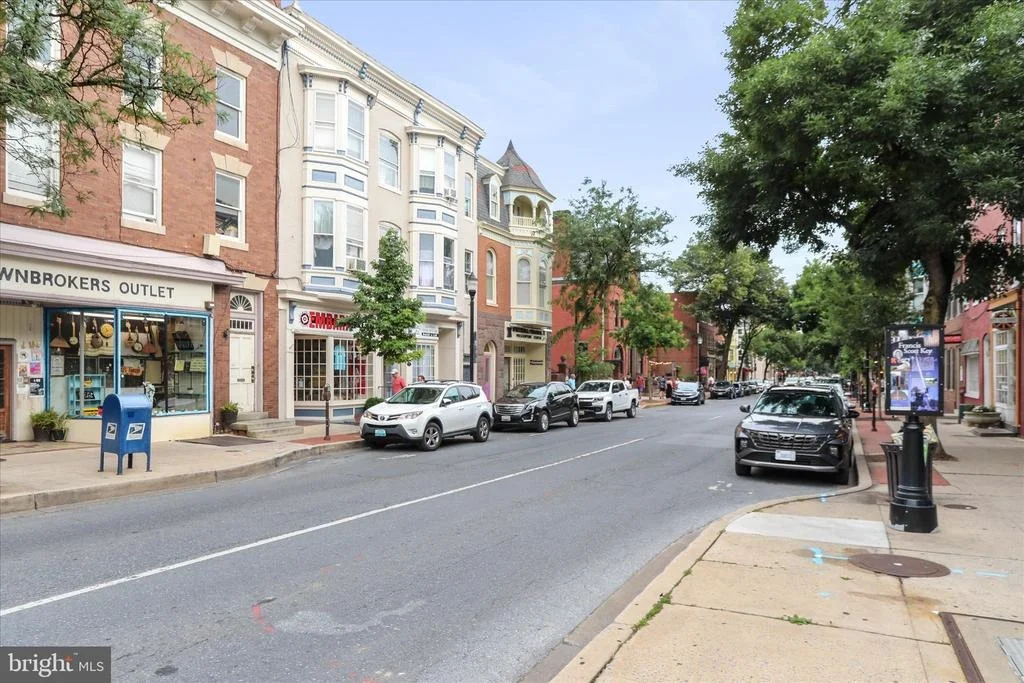 Photo of 20 MAXWELL SQUARE