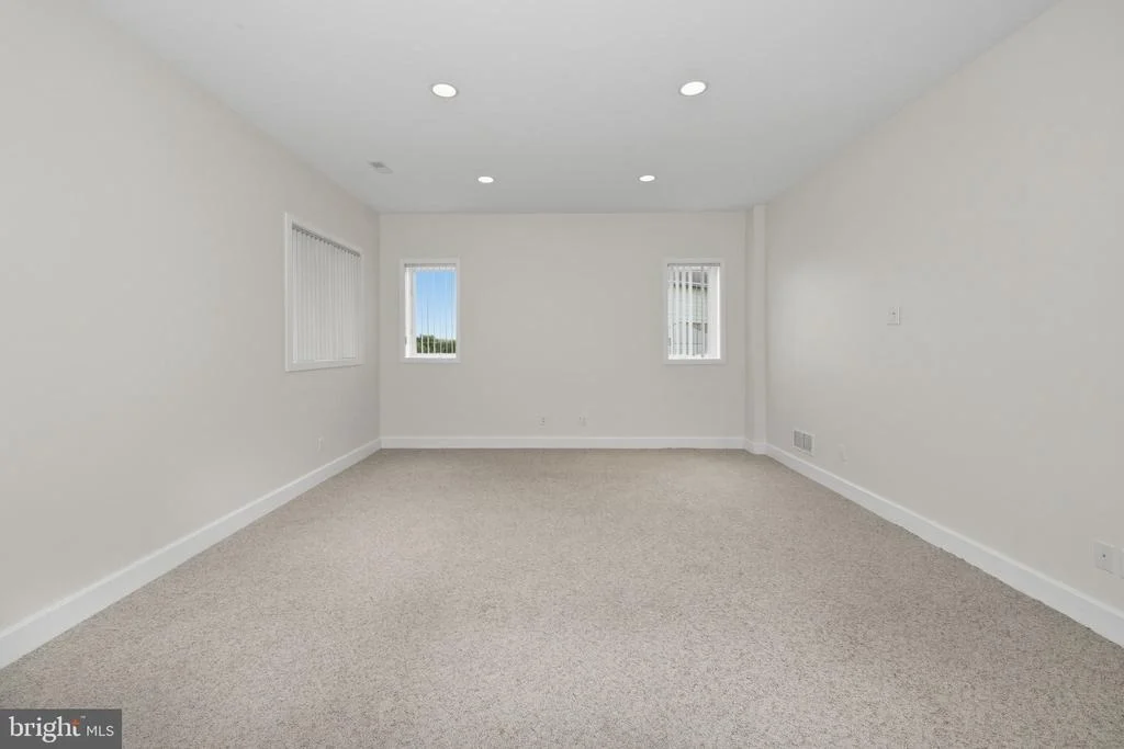 Photo of 160 CLIFFVIEW DRIVE