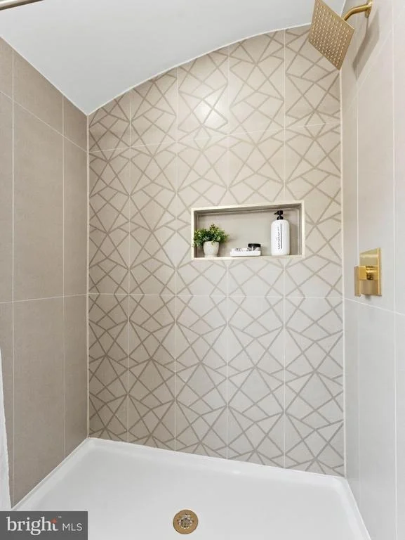 Photo of 206 RAMBLEWOOD