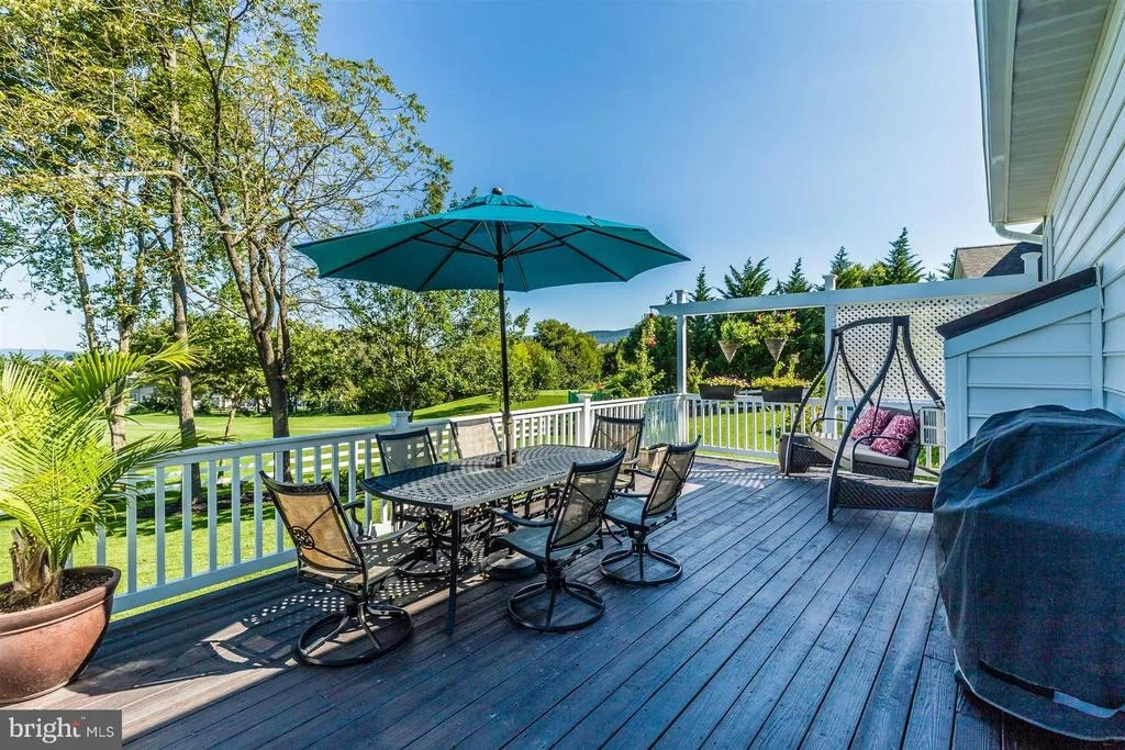 Photo of 610 GLENBROOK DRIVE
