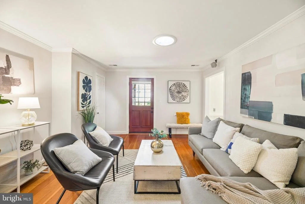 Photo of 8420 LEAF ROAD