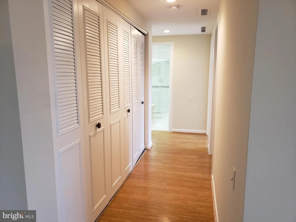Photo of Unit 72D at 3600 GLENEAGLES DRIVE