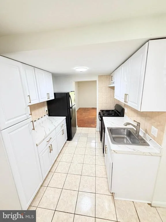 Photo of Unit 106 at 11158 OAK LEAF DRIVE