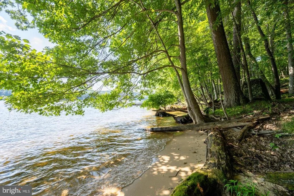 Photo of 2849 SHINGLE CAMP ROAD