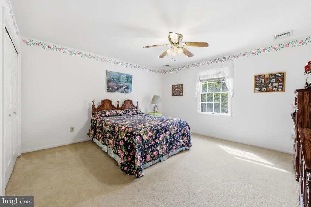 Photo of 1 MOSS VIEW LANE