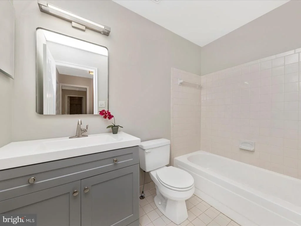 Photo of 446 BENNETT CERF DRIVE