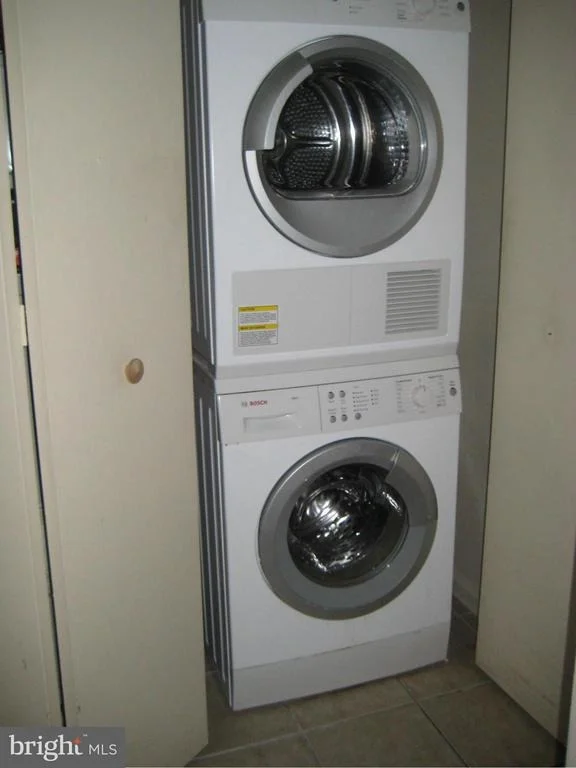 Photo of Unit 2 at 20307 BEACONFIELD TERRACE