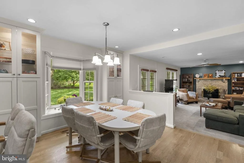 Photo of 4913 CONTINENTAL DRIVE