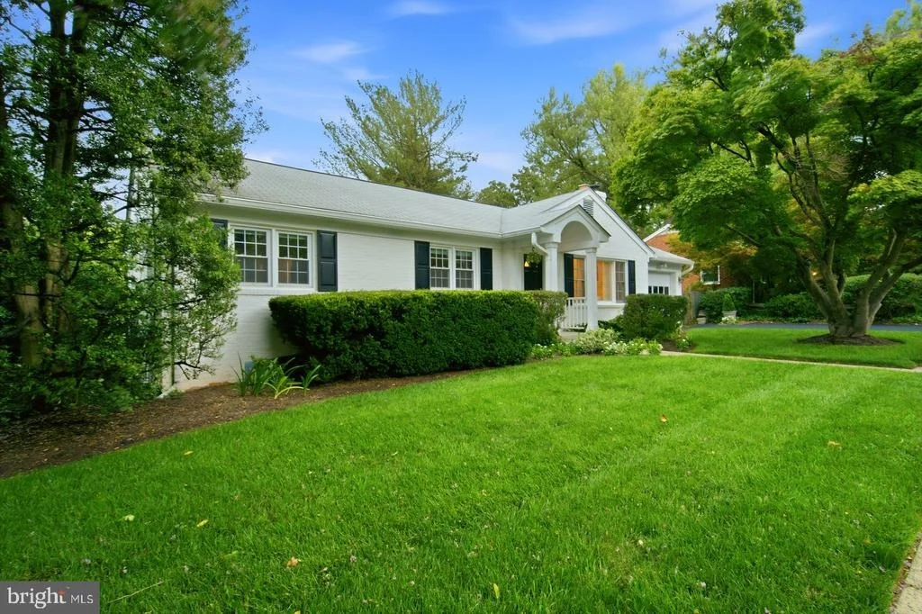 Photo of 5117 WILLIAMSBURG BOULEVARD