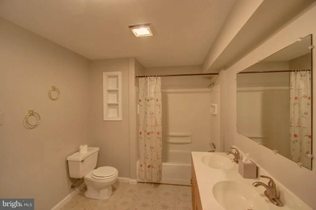 Photo of 2836 CAIRNCROSS TERRACE