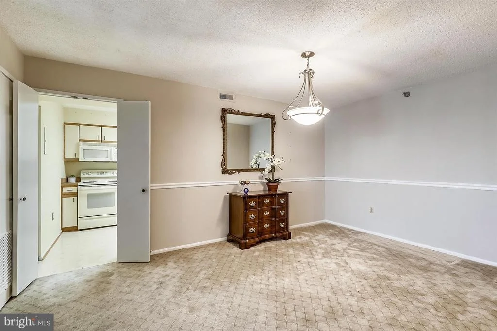 Photo of Unit 3522 at 15115 INTERLACHEN DRIVE