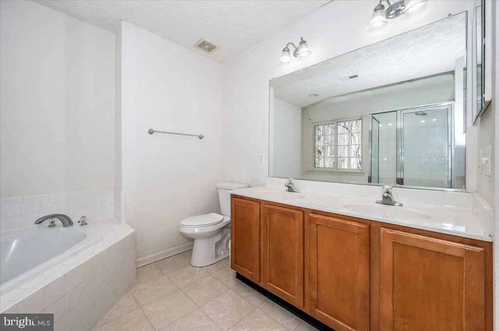 Photo of 575 WINDSONG DRIVE