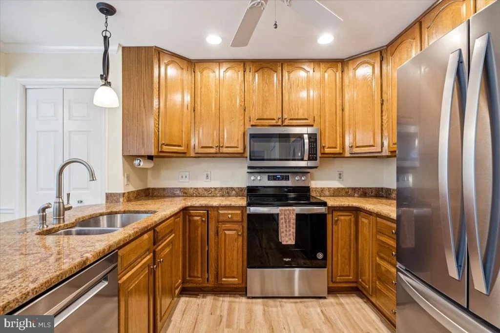 Photo of 2375 BEAR DEN ROAD