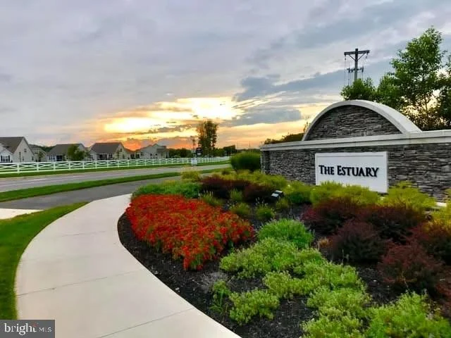 Photo of 36747 GREENWAY DRIVE
