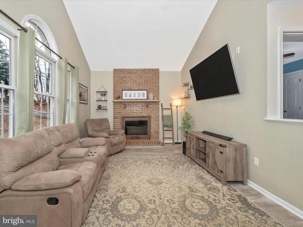 Photo of 3905 BUFFALO ROAD