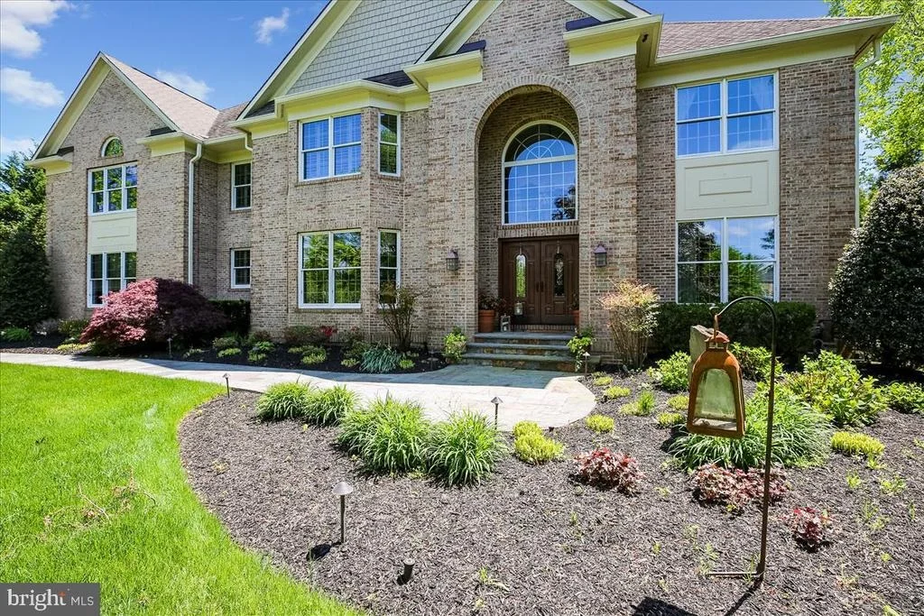 Photo of 21129 GOLF ESTATES DRIVE