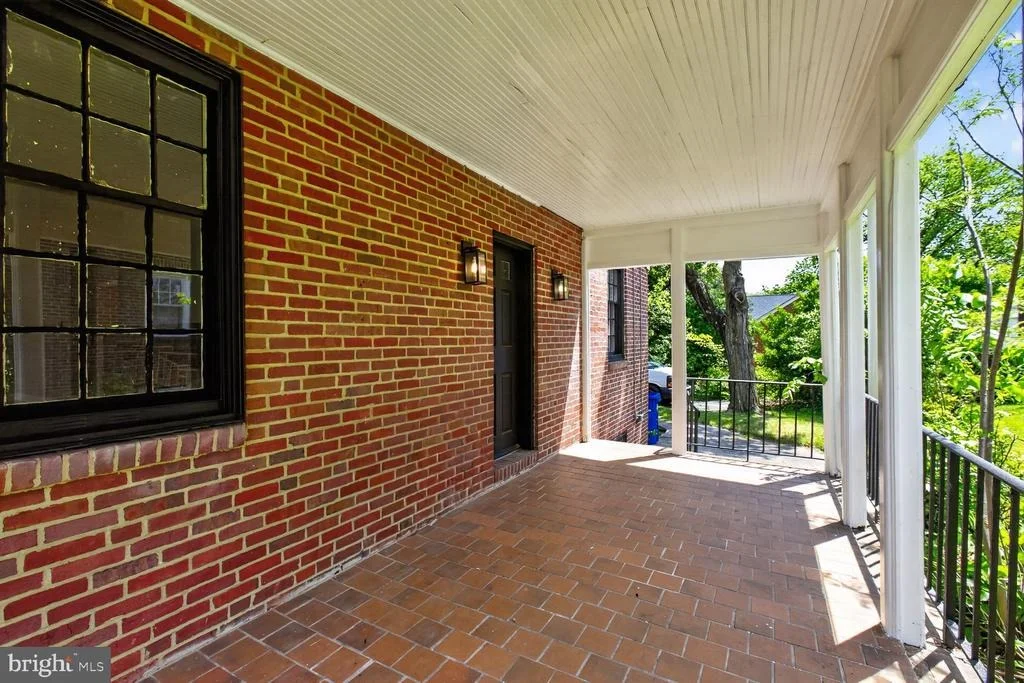 Photo of 315 E COLD SPRING LANE