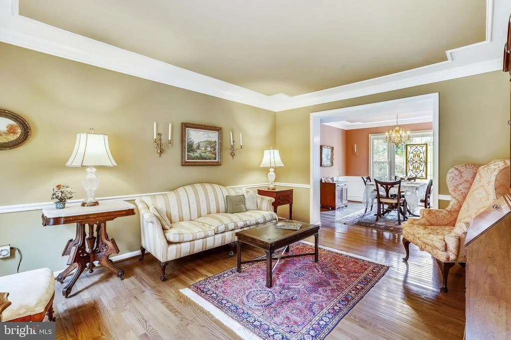 Photo of 9905 MAINSAIL DRIVE