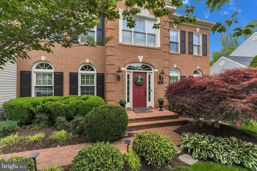 Photo of 8323 ARGENT CIRCLE
