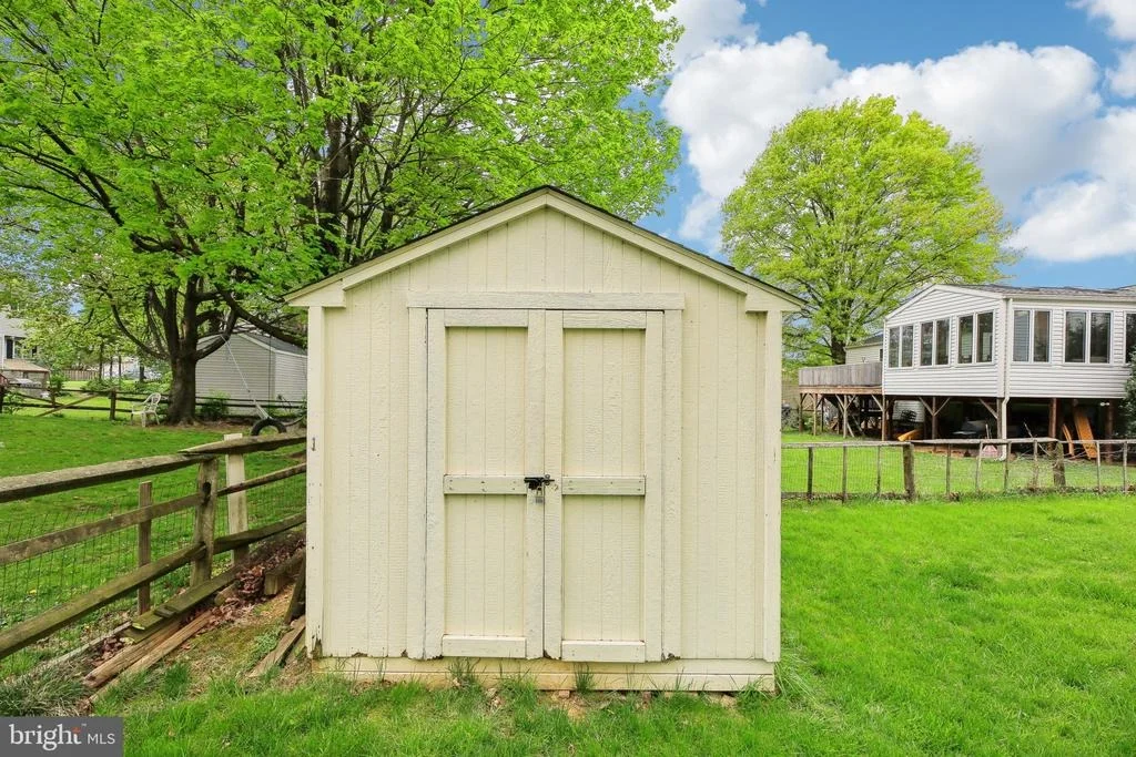 Photo of 1844 MILLSTREAM DRIVE