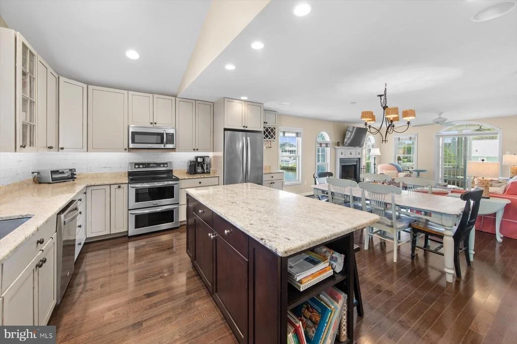 Photo of 138 BAYSHORE DRIVE