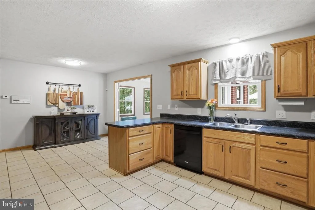 Photo of 435 SUMMIT DRIVE