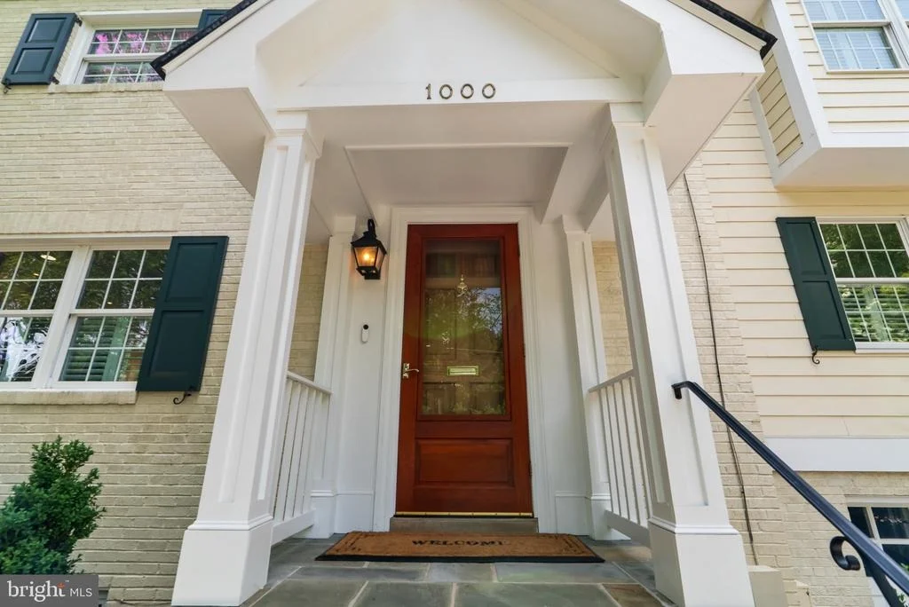 Photo of 1000 W BRADDOCK ROAD