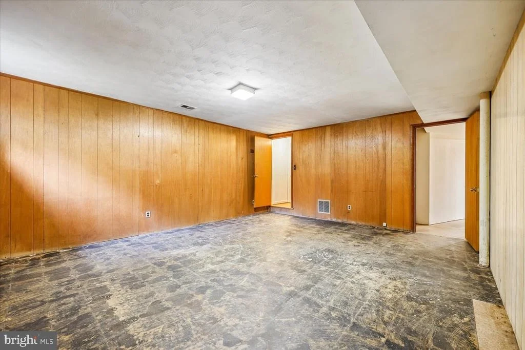 Photo of 627 CROCUS DRIVE