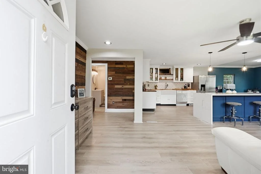 Photo of 5943 SNEED DRIVE