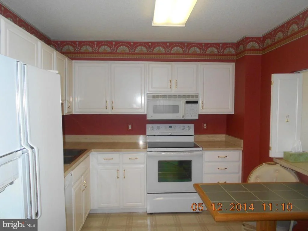 Photo of Unit 307 at 14800 PENNFIELD CIRCLE