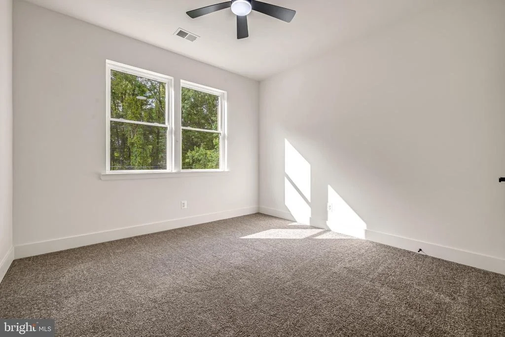 Photo of 1909 MITCHELL DRIVE