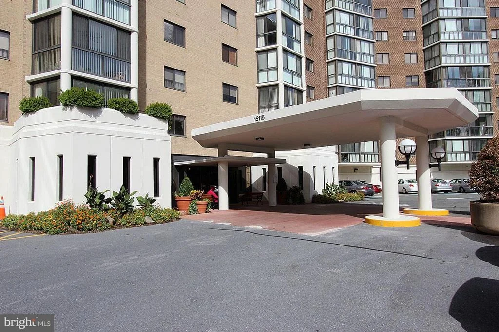 Photo of Unit 3201 at 15115 INTERLACHEN DRIVE