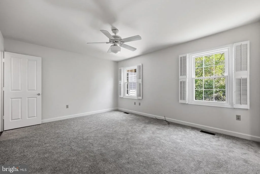 Photo of 2417 BEAR DEN ROAD