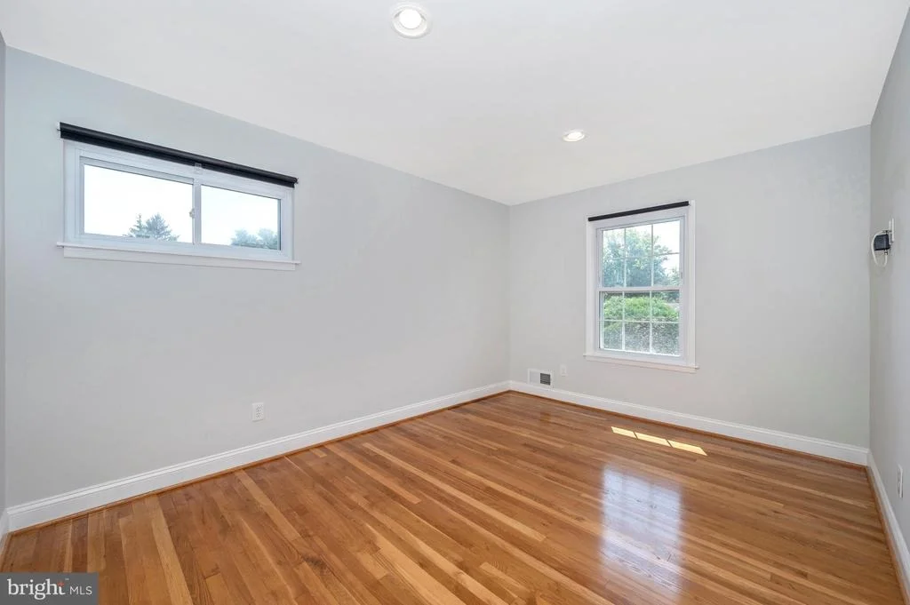 Photo of 1306 LEISTER DRIVE