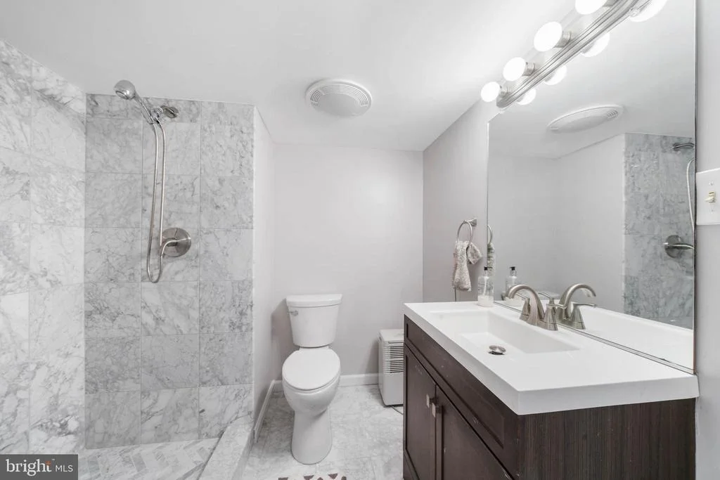 Photo of 15304 WATERGATE ROAD