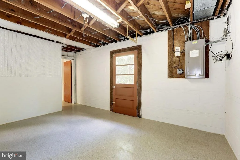 Photo of 100 QUAINT ACRES DRIVE