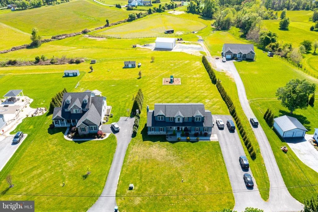 Photo of 2818 SCARFF ROAD