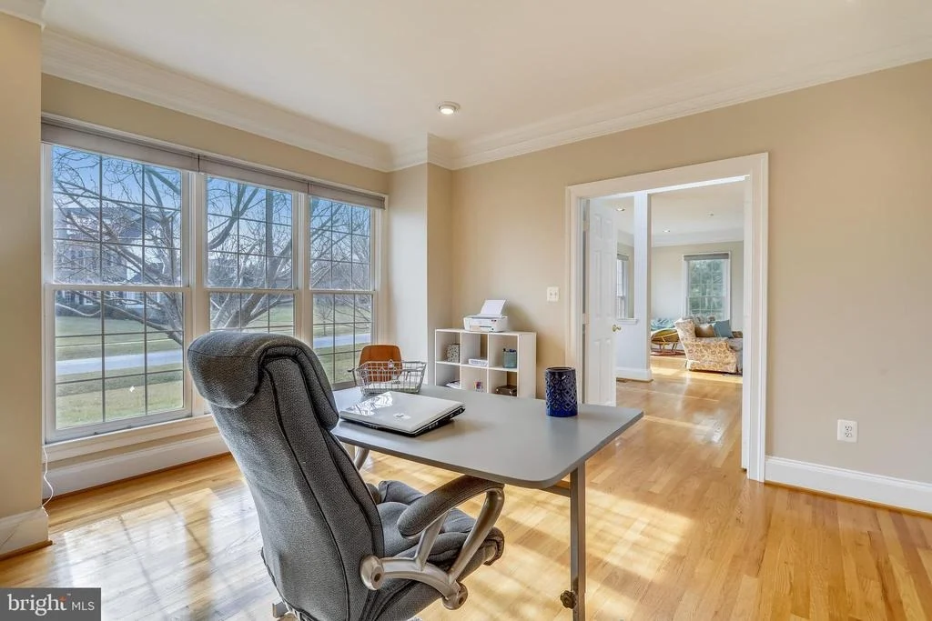 Photo of 24701 FARMVIEW LANE