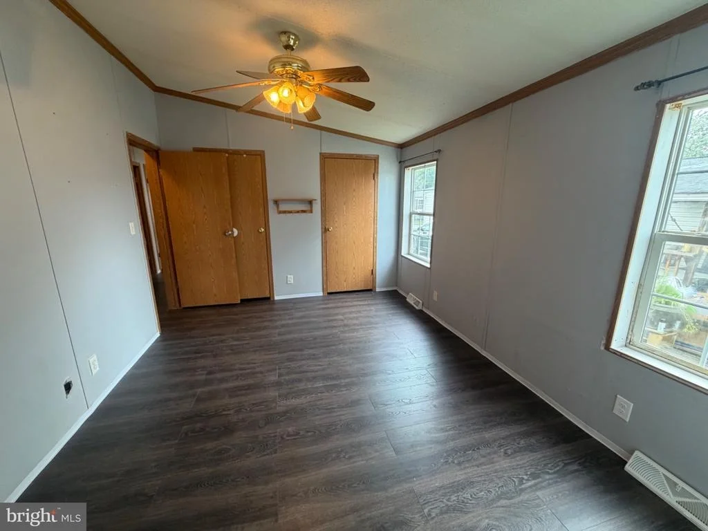 Photo of 3410 HONEYSUCKLE LANE