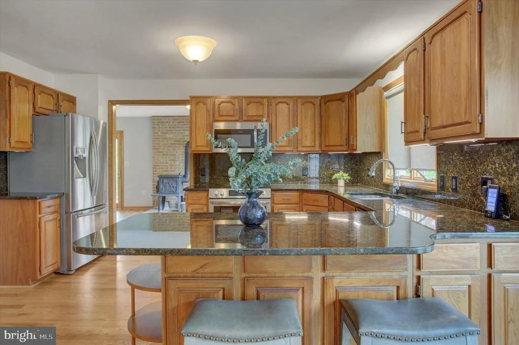 Photo of 8001 MAPLEVILLE ROAD