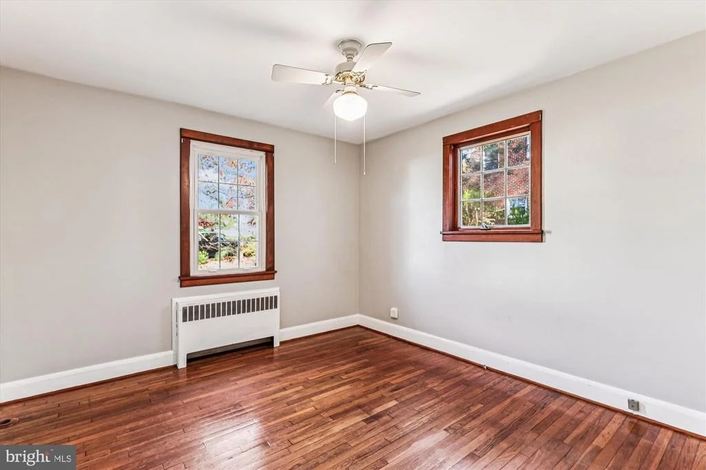 Photo of 306 JOHN AVENUE